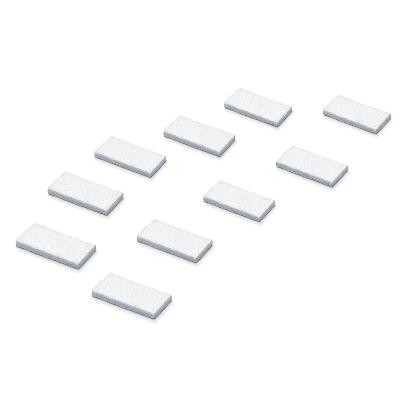 Elementos filtrantes rectangulares blancos dispuestos diagonalmente sobre fondo blanco.