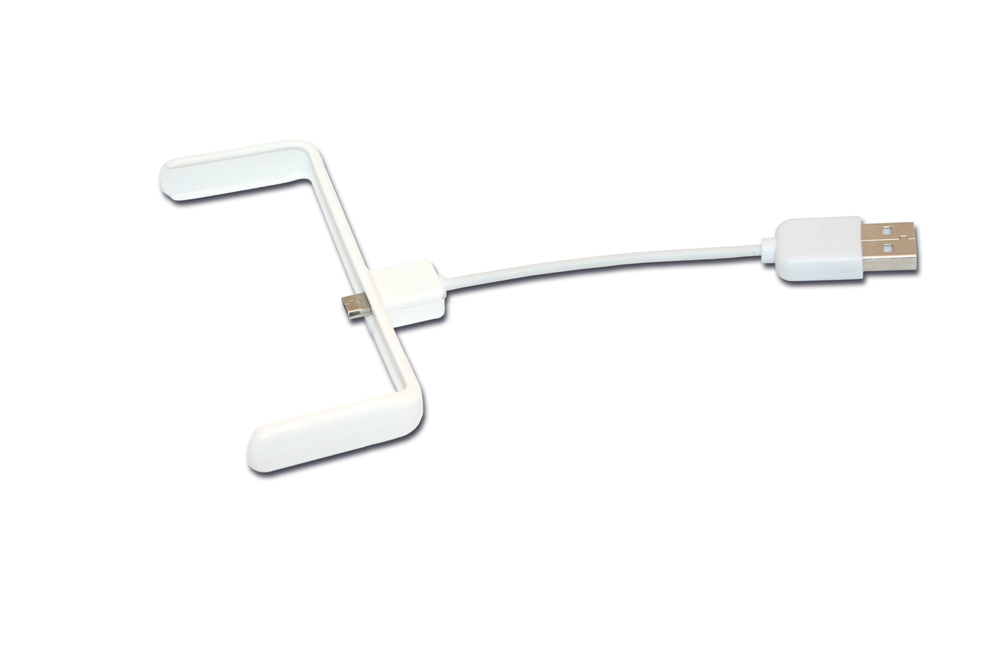 Cable USB blanco con soporte aislado sobre fondo blanco, toma de primer plano